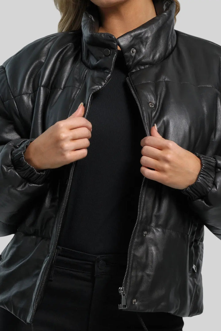 Livia Classic Leather Bomber Spellezo