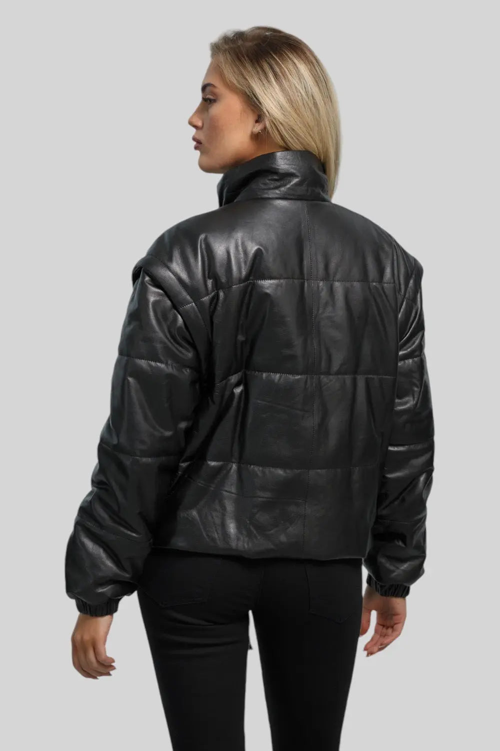 Livia Classic Leather Bomber Spellezo